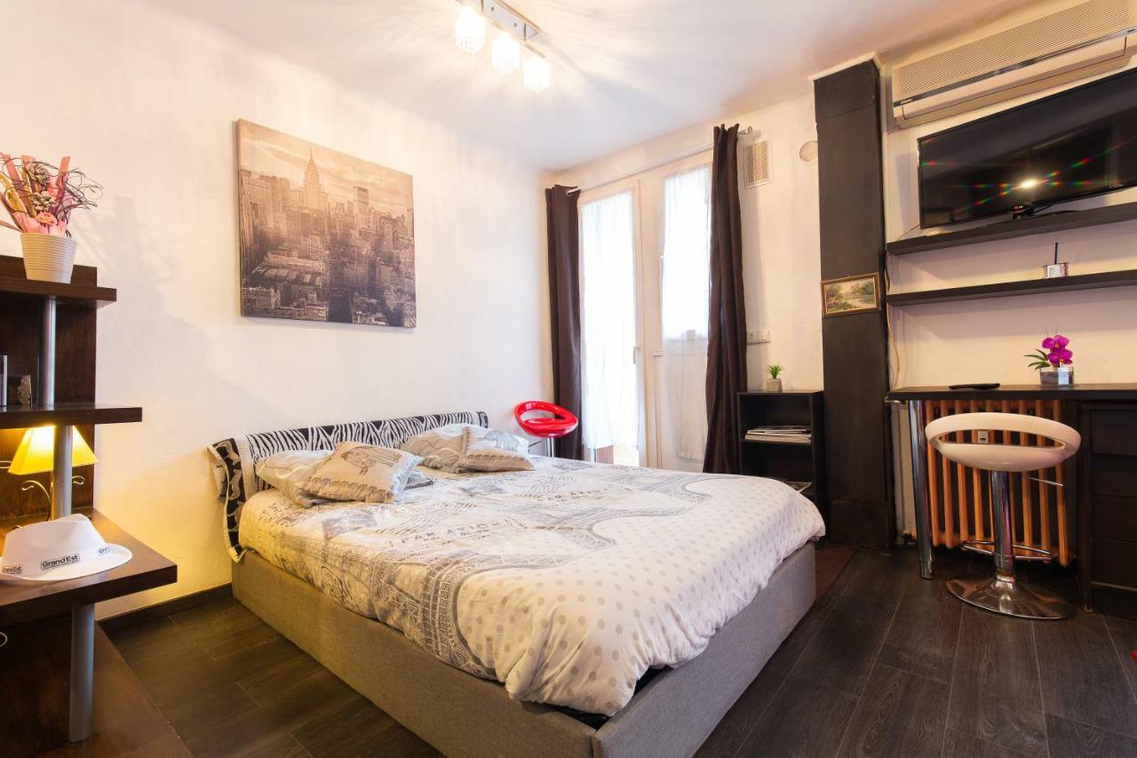 Le Stud Apartment Golfe-Juan Bagian luar foto