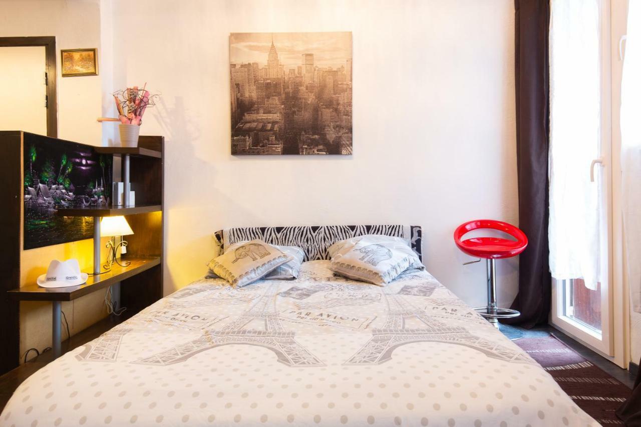 Le Stud Apartment Golfe-Juan Bagian luar foto