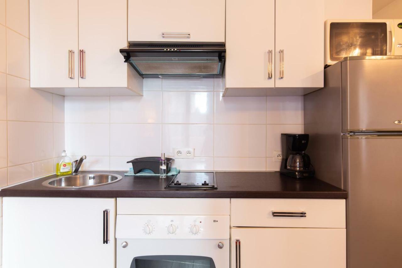 Le Stud Apartment Golfe-Juan Bagian luar foto